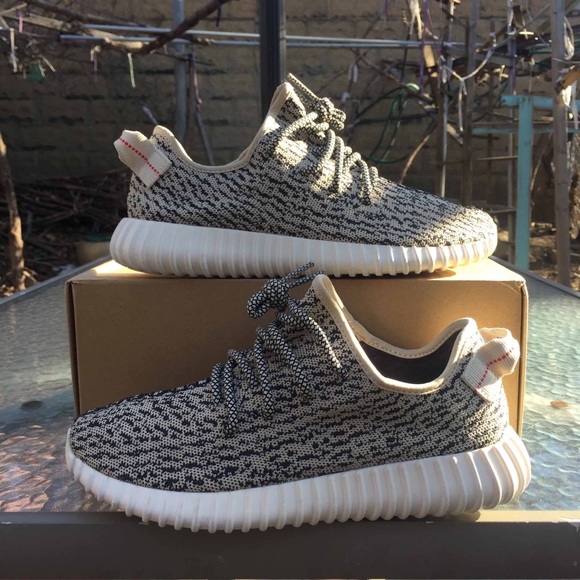 DS yeezy turtle doves - Picture 1 of 7